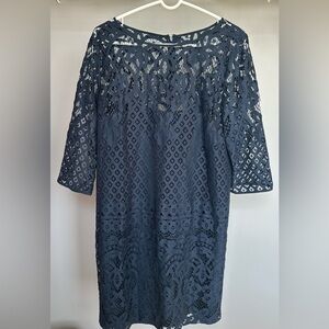 LOFT OUTLET size 14 blue lace overlay shift dress with 3/4 length sleeved dress